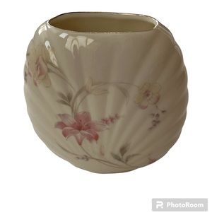 Vintage Fine China Japan Oriental White Pink Oval Floral Porcelain Vase